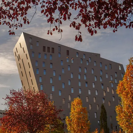 ホテル Hilton Garden Tivoli