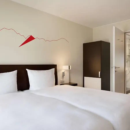 Hilton Garden Tivoli Hotel 4*