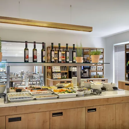 因斯布鲁克蒂沃利温德姆华美达酒店 酒店 因斯布鲁克
