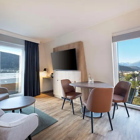 Hilton Garden Tivoli 4*