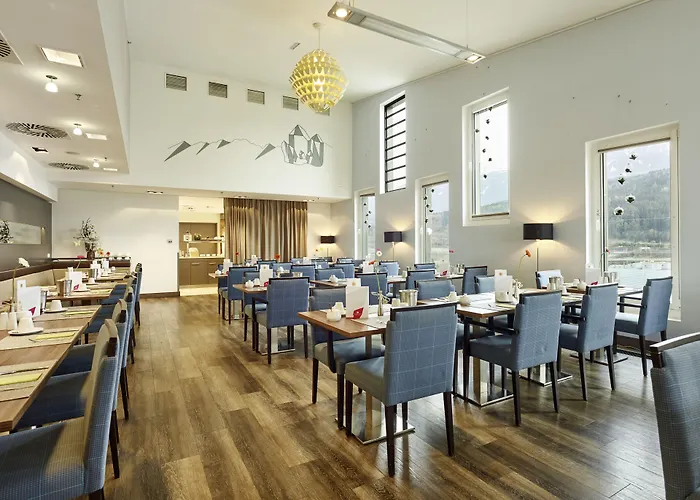 Hilton Garden Tivoli 4*