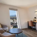 Hotel Hilton Garden Tivoli