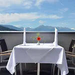 Hilton Garden Tivoli Hotel
